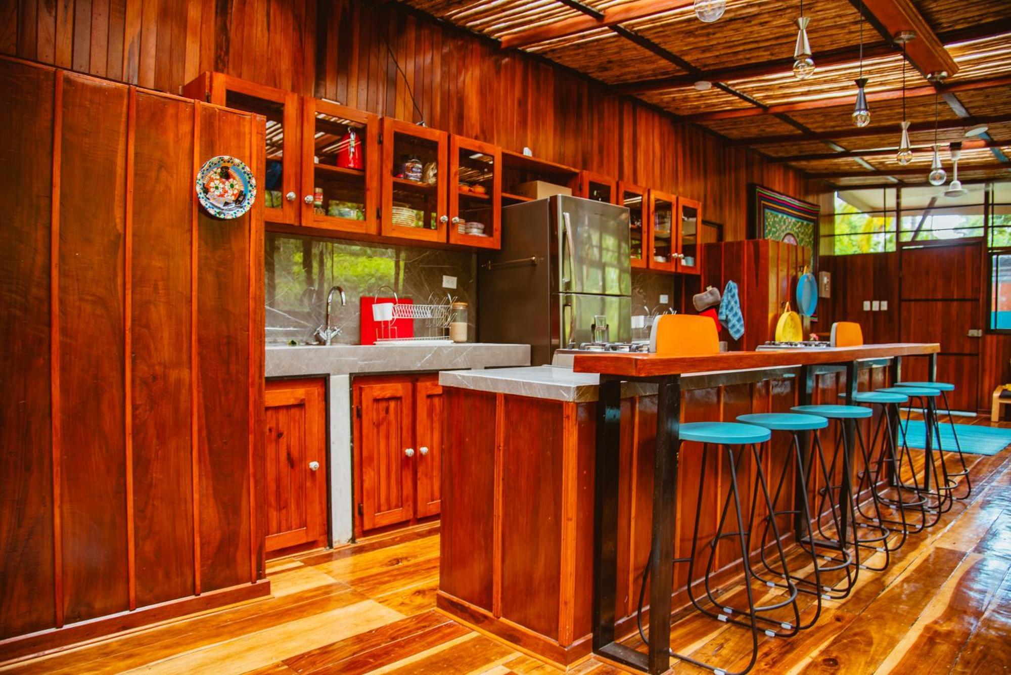 Selva Madre Eco-Sanctuary Aparthotel Cahuita Εξωτερικό φωτογραφία